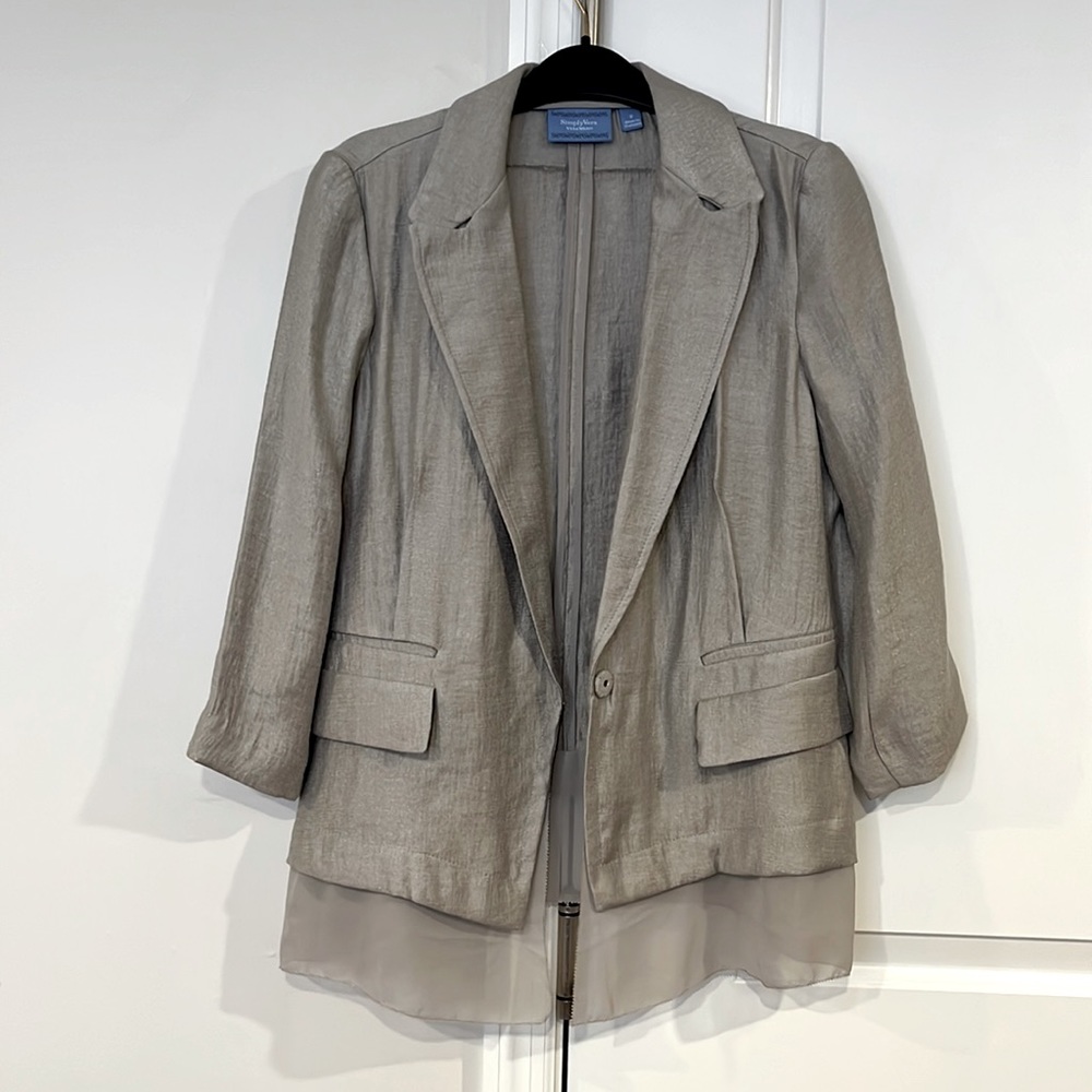 EUC simply vera vera wang 3/4 sleeve blazer Small